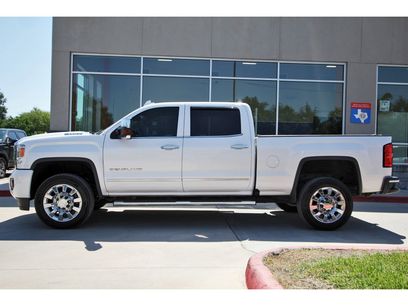 Used 2019 GMC Sierra 2500 Denali w/ Duramax Plus Package