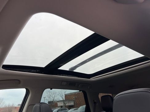 Used 2024 Nissan Pathfinder Platinum w/ Lighting Package (N93) image 37