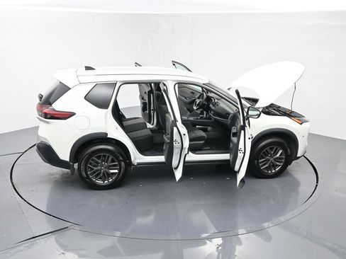 Used 2022 Nissan Rogue S FWD image 25