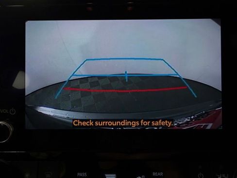 Used 2024 Toyota Highlander XLE image 27