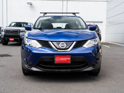 Used 2019 Nissan Rogue Sport S AWD/4WD image 2