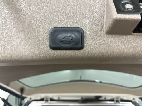 Used 2015 GMC Acadia Denali AWD/4WD image 30