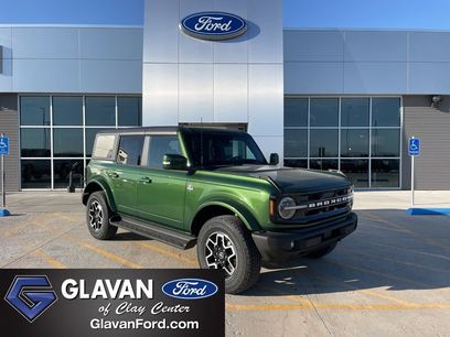 New 2025 Ford Bronco Outer Banks
