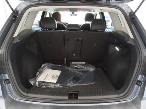 Used 2026 Volkswagen Taos SE FWD image 22