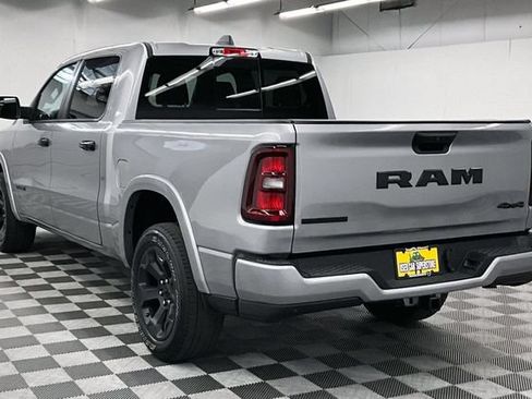 Used 2025 RAM 1500 Big Horn AWD/4WD image 2