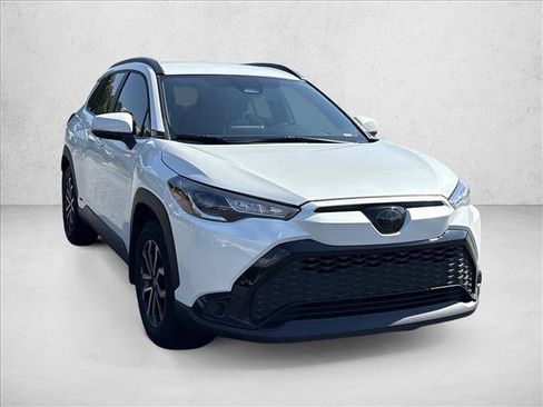 Used 2024 Toyota Corolla Cross AWD Hybrid image 3