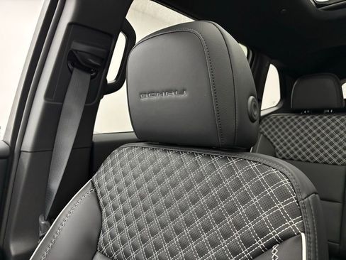 New 2026 GMC Acadia Denali w/ Super Cruise Package image 48