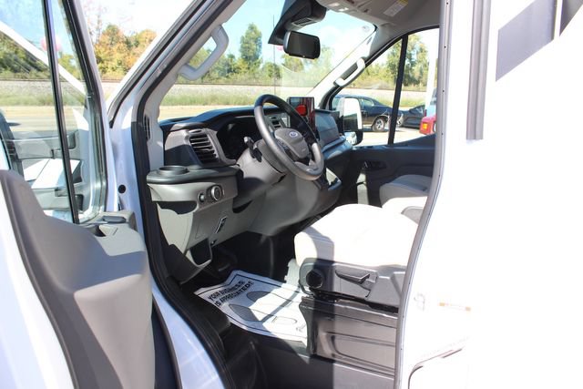 Used 2023 Ford Transit 350 Low Roof DRW AWD image 15