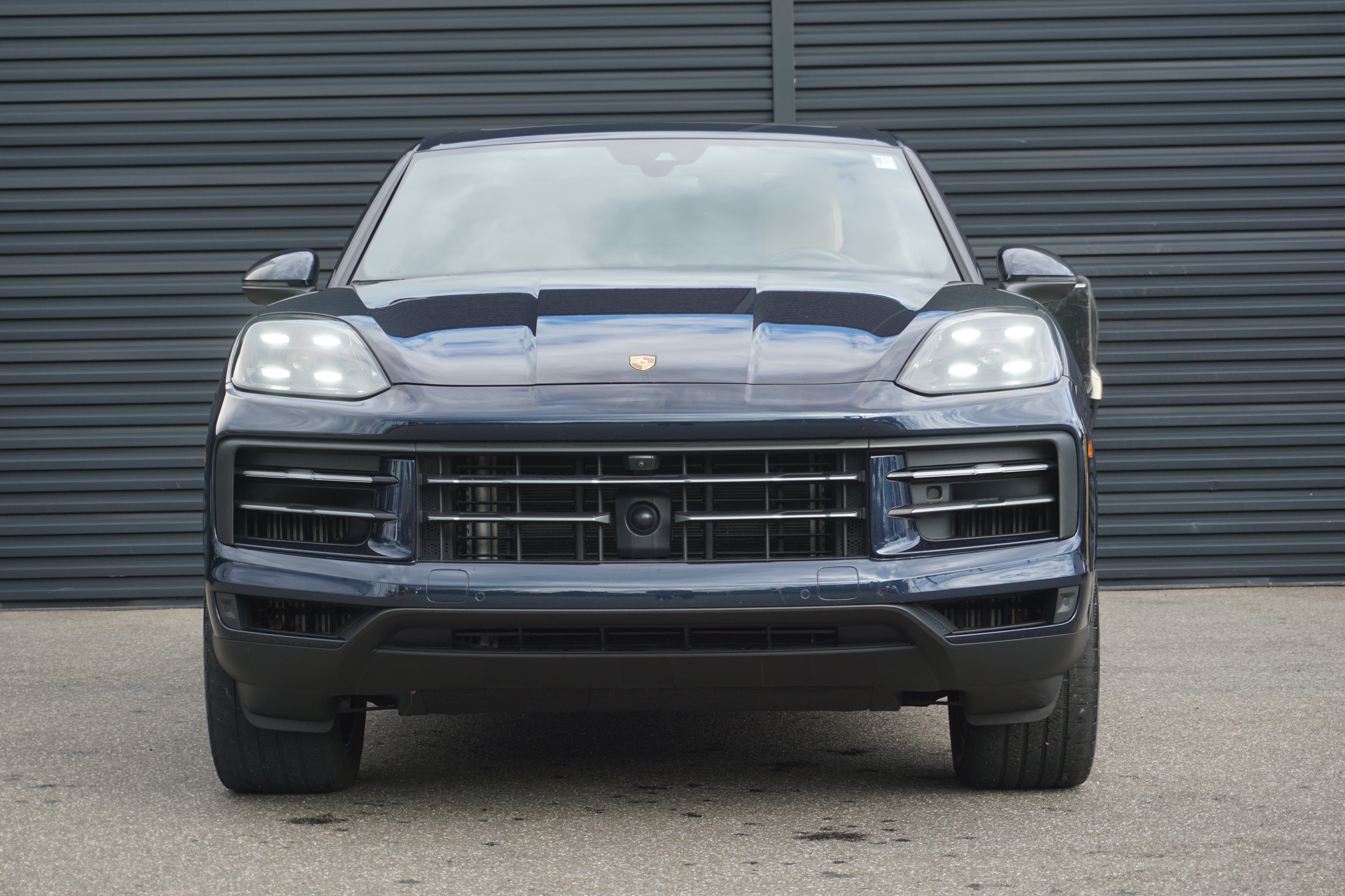 Certified 2024 Porsche Cayenne AWD/4WD image 12