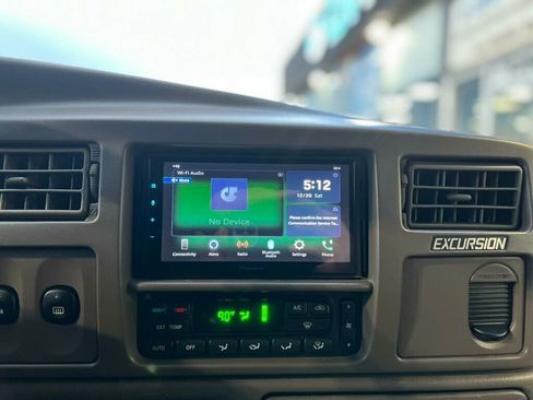 Used 2003 Ford Excursion Eddie Bauer image 23