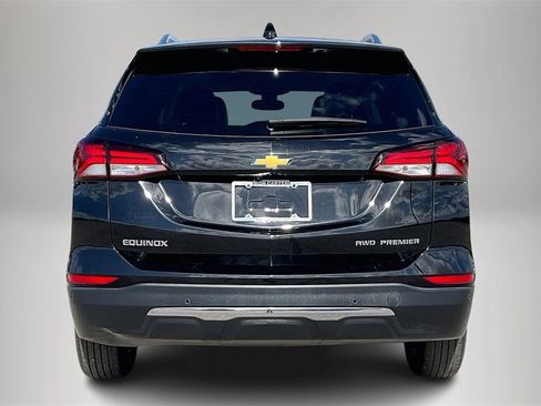 Used 2023 Chevrolet Equinox Premier image 6
