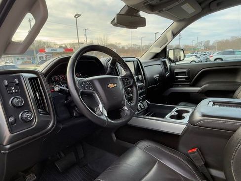 Used 2019 Chevrolet Silverado 2500 LTZ w/ Duramax Plus Package image 12