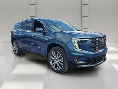 Used 2026 GMC Acadia Denali Ultimate FWD image 7