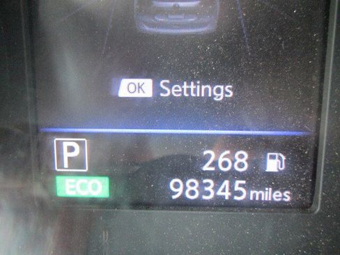 Used 2018 Nissan Rogue S image 20