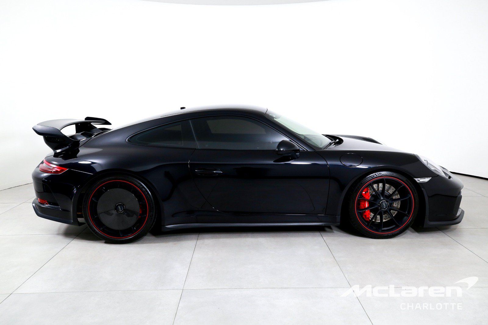 Used 2018 Porsche 911 GT3 RWD image 8