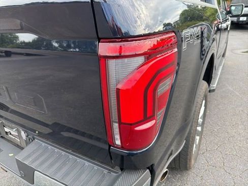 Used 2024 Ford F150 Lariat w/ FX4 Off-Road Package AWD/4WD image 21