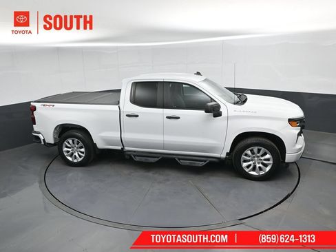 Used 2022 Chevrolet Silverado 1500 Custom AWD/4WD image 44
