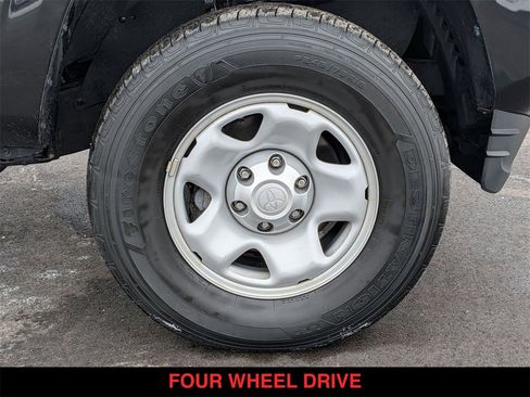 Used 2023 Toyota Tacoma SR image 13