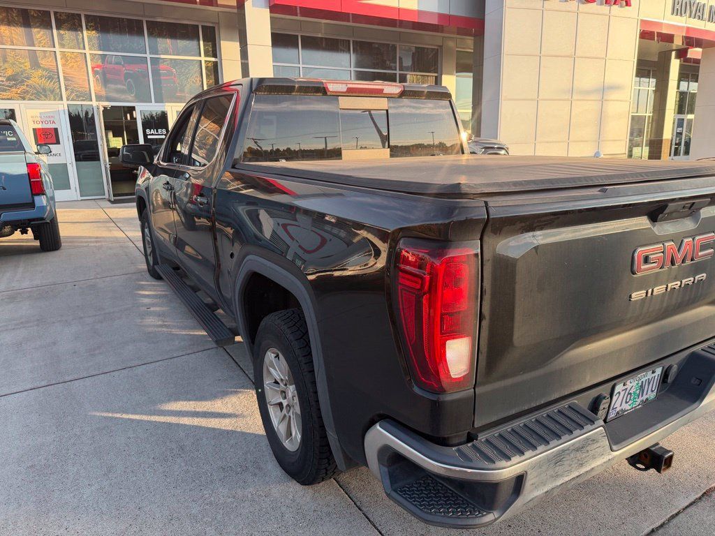 Used 2020 GMC Sierra 1500 SLE w/ SLE Value Package RWD image 4