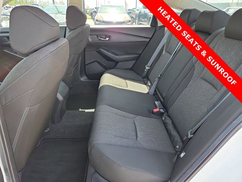 Used 2023 Honda Accord EX image 10