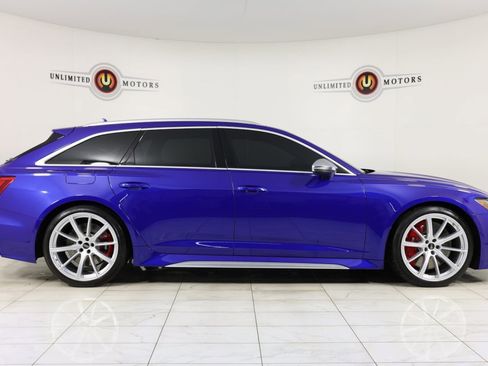 Used 2023 Audi RS 6 w/ Driver Assistance Package image 2