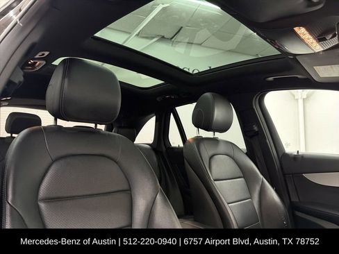 Certified 2021 Mercedes-Benz GLC 300 image 30