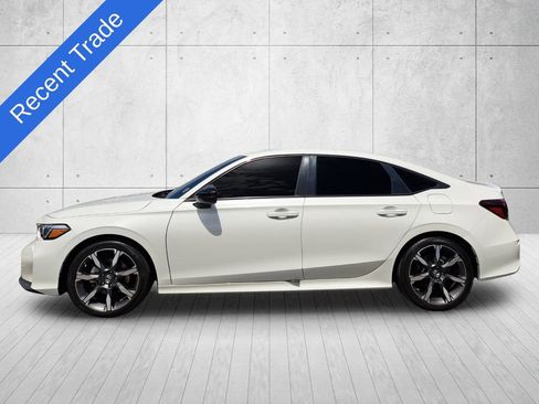 Used 2025 Honda Civic Sport image 6
