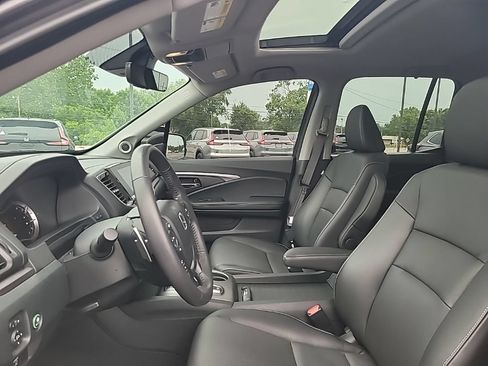 Used 2023 Honda Ridgeline RTL image 7