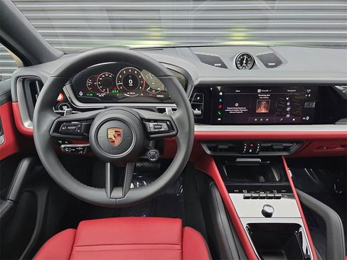 New 2026 Porsche Cayenne Coupe image 8