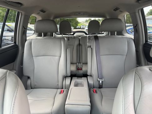 Used 2012 Toyota Highlander SE w/ Tow Pkg AWD/4WD image 21