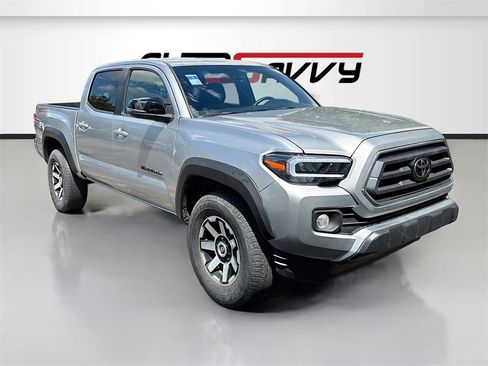 Used 2023 Toyota Tacoma TRD Off-Road image 1