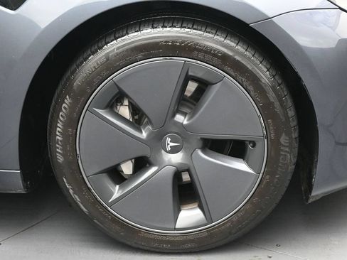 Used 2023 Tesla Model 3 Standard Range RWD image 29