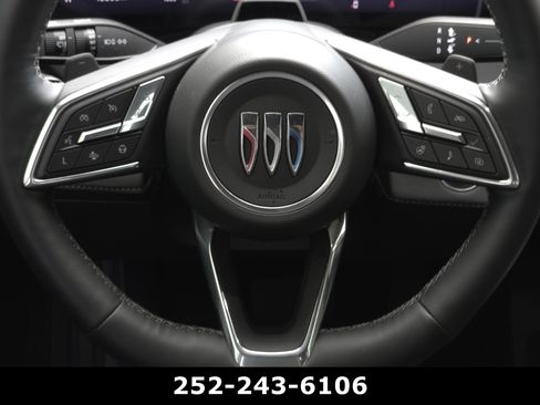 Used 2025 Buick Enclave Sport Touring w/ Super Cruise Package FWD image 23