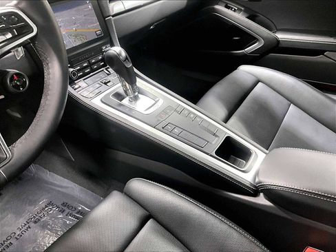 Used 2024 Porsche 718 Cayman image 18