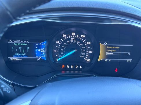 Used 2020 Ford Fusion SEL image 27