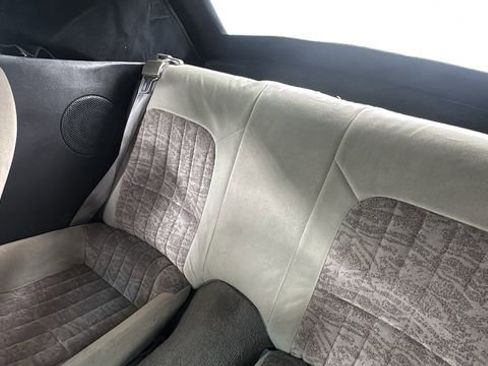 Used 2002 Chevrolet Camaro Base image 13