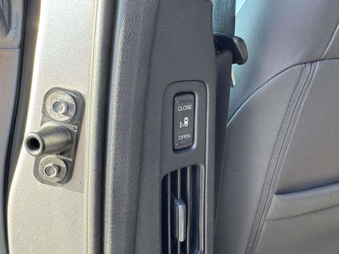 Used 2019 Honda Odyssey Touring image 46