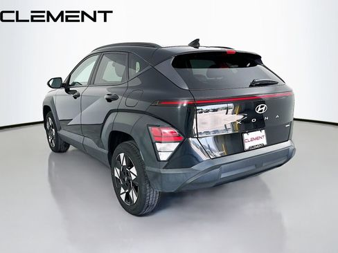 Certified 2025 Hyundai Kona SEL AWD/4WD image 10