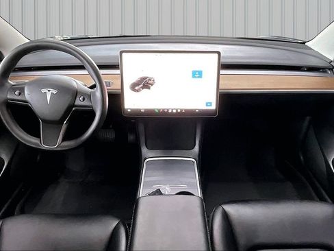 Used 2023 Tesla Model 3 Standard Range RWD image 7