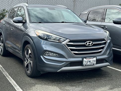Used 2016 Hyundai Tucson Sport image 2