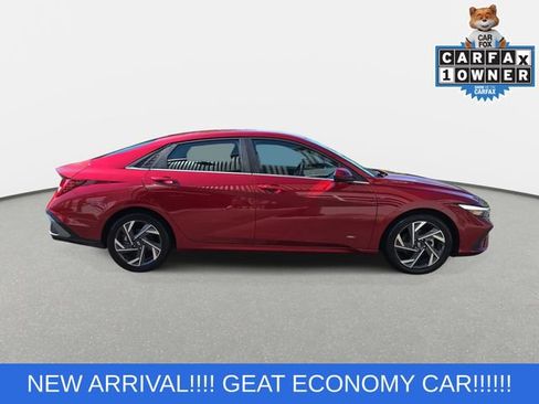 Used 2024 Hyundai Elantra SEL w/ Convenience Package FWD image 4