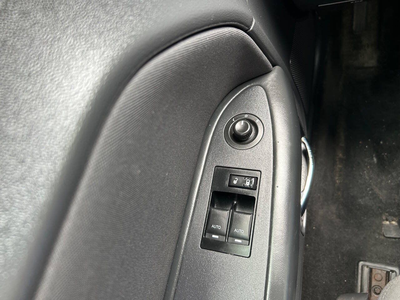 Used 2012 Dodge Challenger R/T w/ Electronics Convenience Group RWD image 14