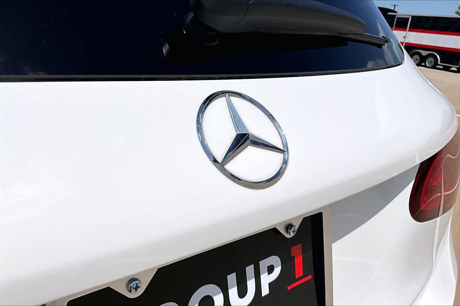 Used 2022 Mercedes-Benz GLC 300 image 10