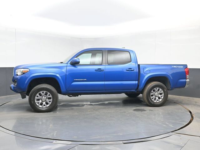 Used 2017 Toyota Tacoma SR5 w/ Tow Package AWD/4WD image 6