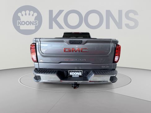 Used 2022 GMC Sierra 1500 SLE AWD/4WD image 5