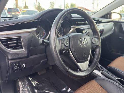 Used 2015 Toyota Corolla S image 15