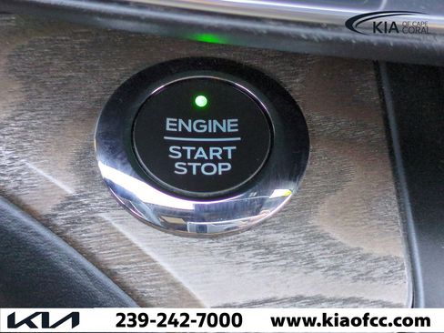 Used 2020 Ford Explorer Platinum w/ Premium Technology Package image 33