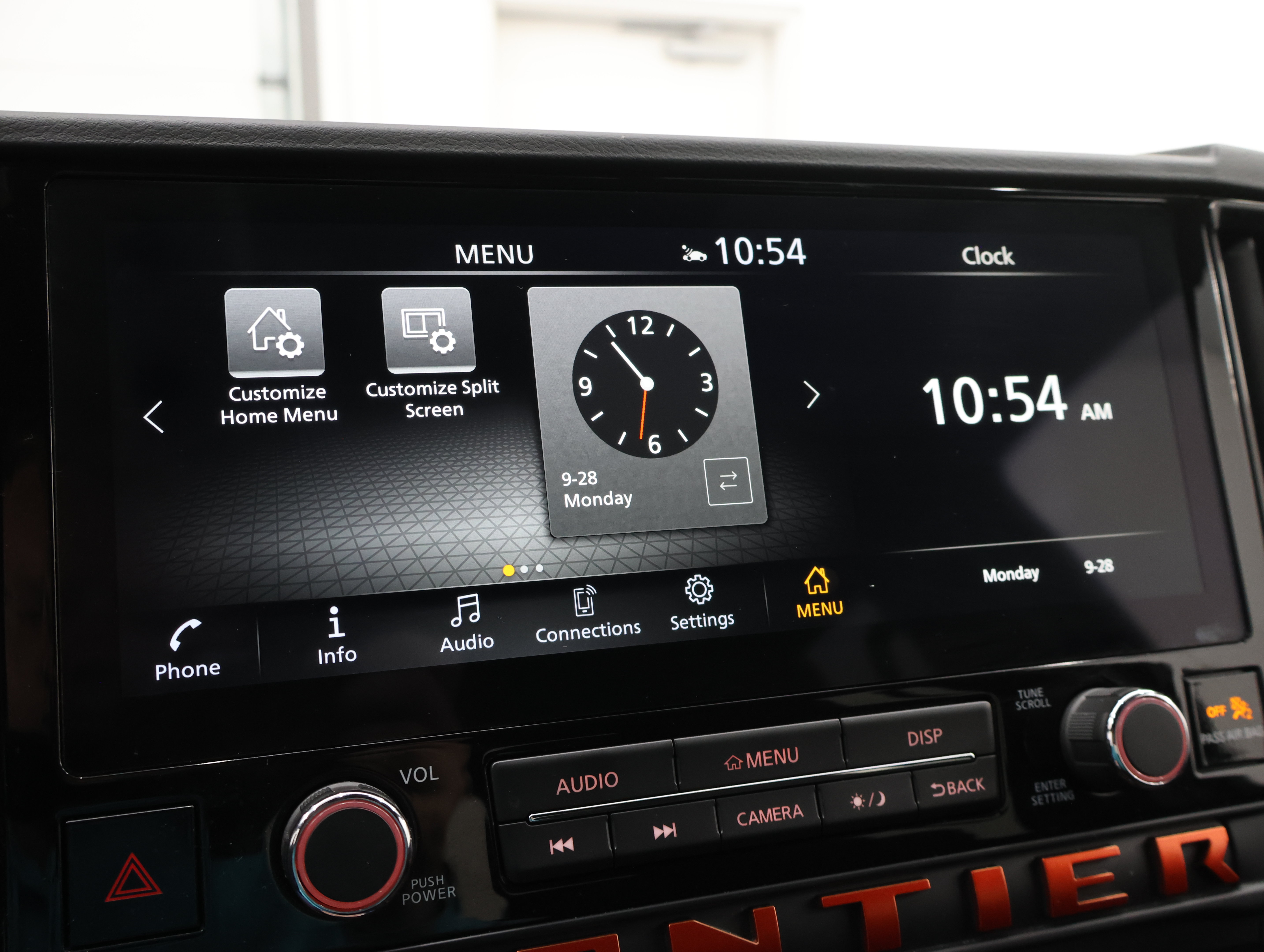 Used 2025 Nissan Frontier PRO-4X AWD/4WD image 51