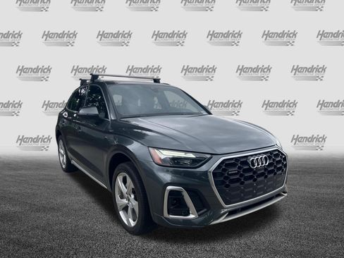 Used 2022 Audi Q5 2.0T Premium Plus w/ Premium Plus Package AWD/4WD image 2