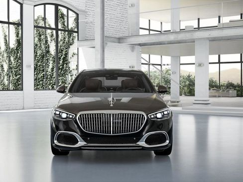 New 2026 Mercedes-Benz Maybach S 580 4MATIC image 7